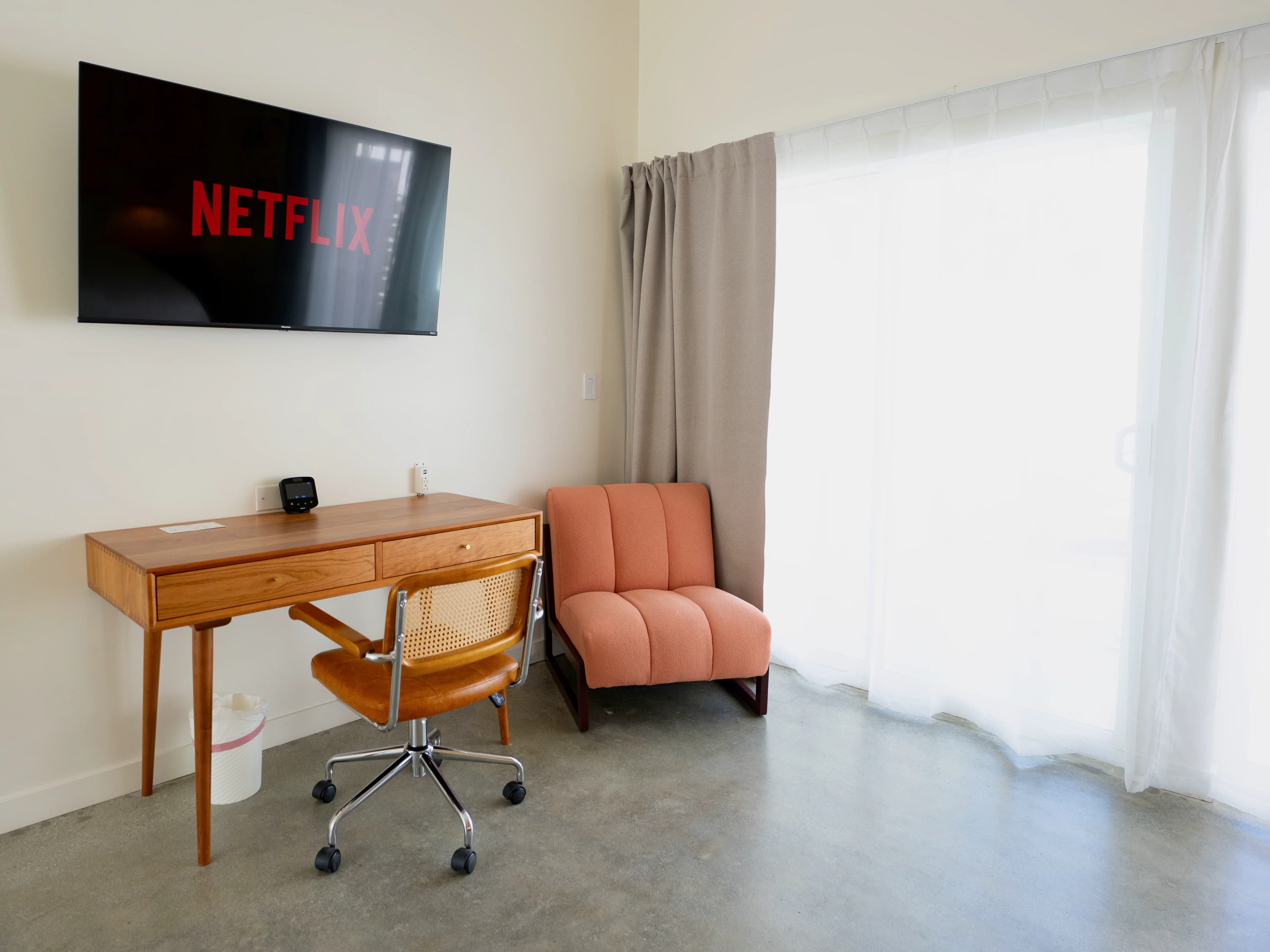 Deluxe Room Picture